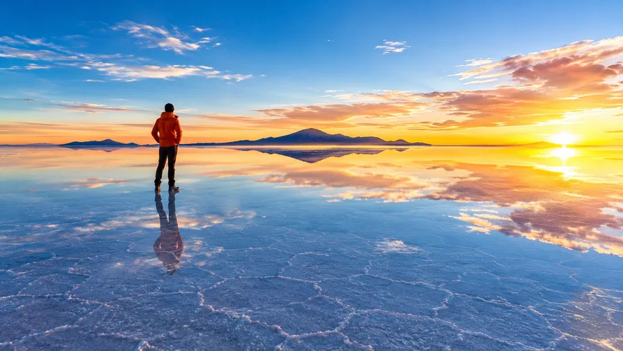 Atacama to Salar de Uyuni Tour Guide